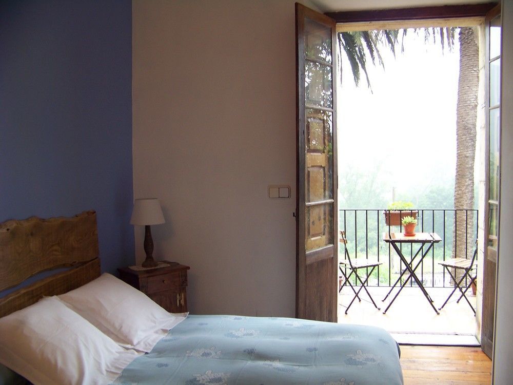 B&B El Jardin De Aes Puente Viesgo Dış mekan fotoğraf